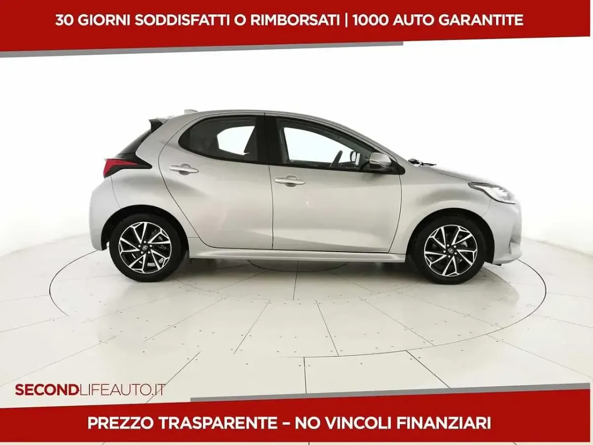 Usata Toyota Yaris Trend 116 CV (85 kW) 2023 Argento Utilitaria