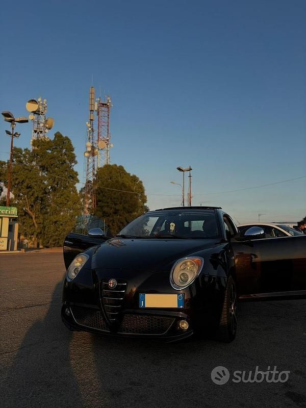 Usata Alfa Romeo MiTo 95 CV (69 kW) 2012 Nero Utilitaria