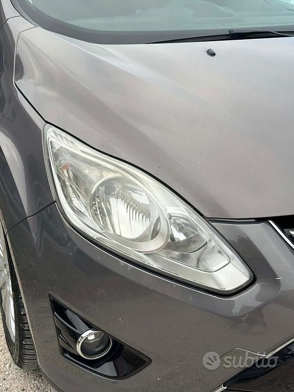 Usata Ford C-MAX Titanium 115 CV (84 kW) 2011 Grigio Monovolume