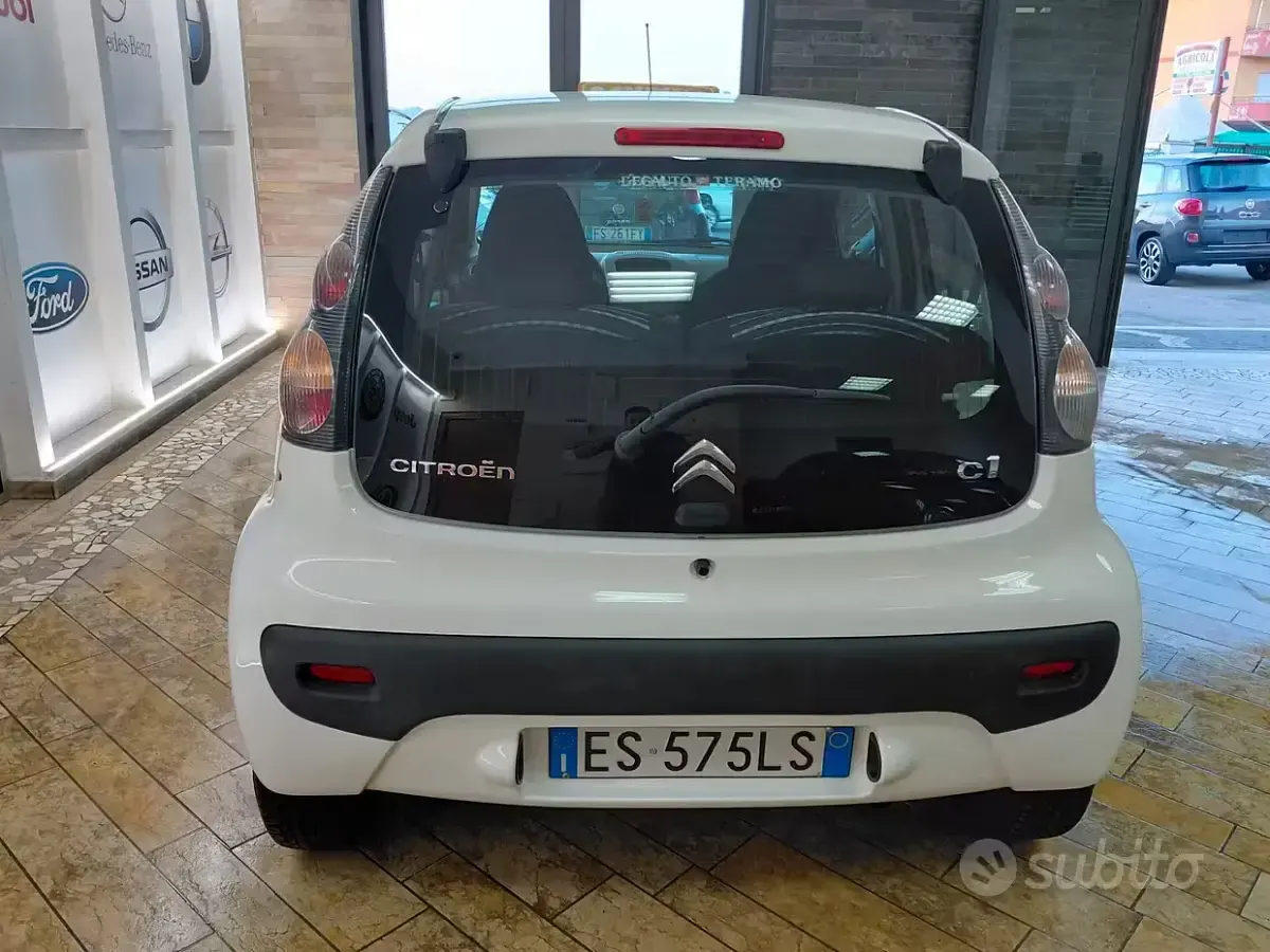 Usata Citroën C1 68 CV (50 kW) 2013 Bianco Utilitaria