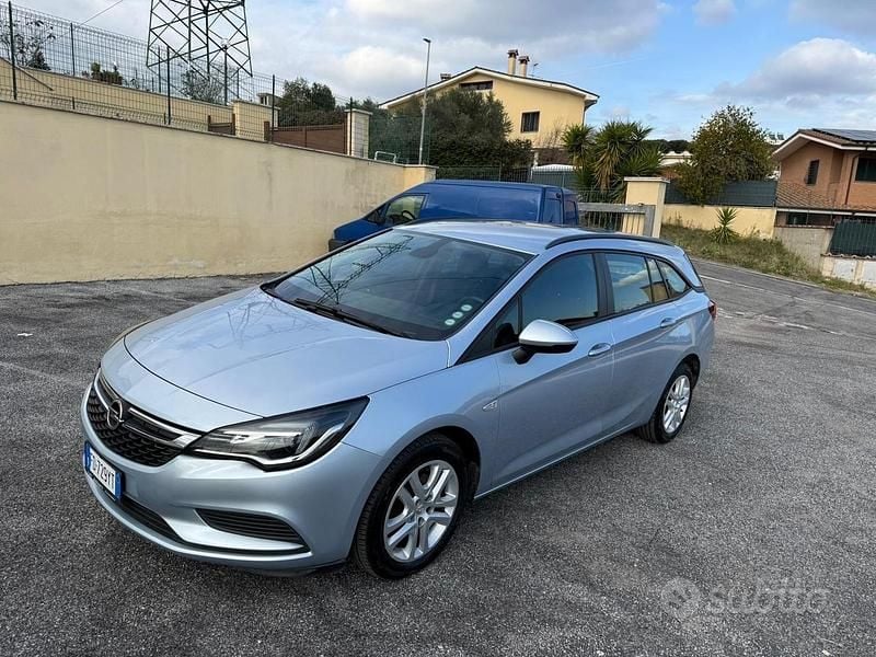 Blu Usata 2017 Opel Astra Business Station wagon | 7500 € (Ottimo prezzo) - Immagine 1/4