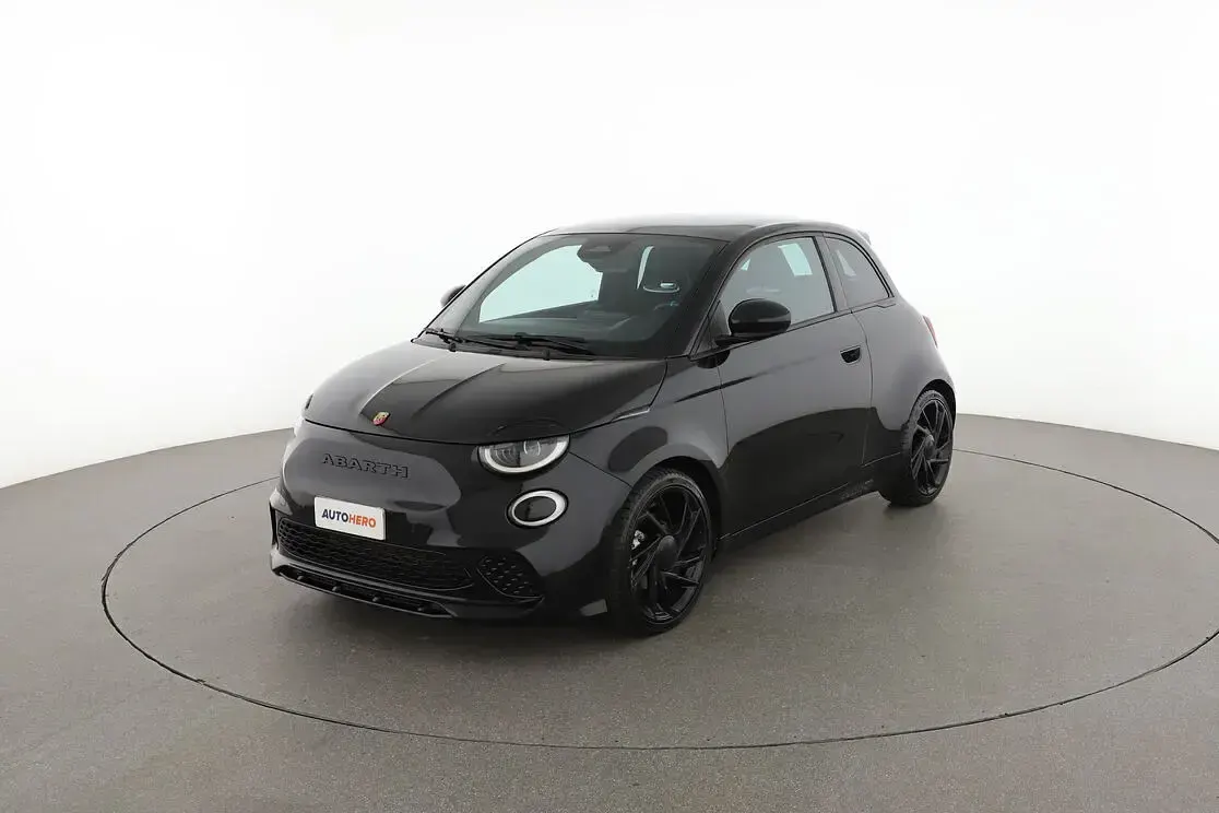Usata Abarth 500e Turismo 114 kW (155 CV) 2023 Nero Utilitaria