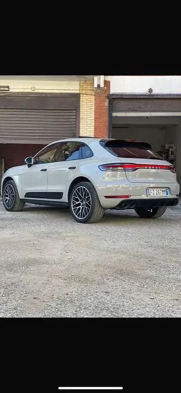 Usata Porsche Macan 245 CV (180 kW) 2020 Grigio SUV