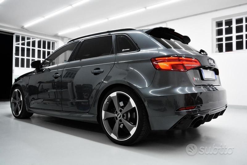 Usata Audi RS3 Ambiente 400 CV (294 kW) 2018 Grigio Berlina