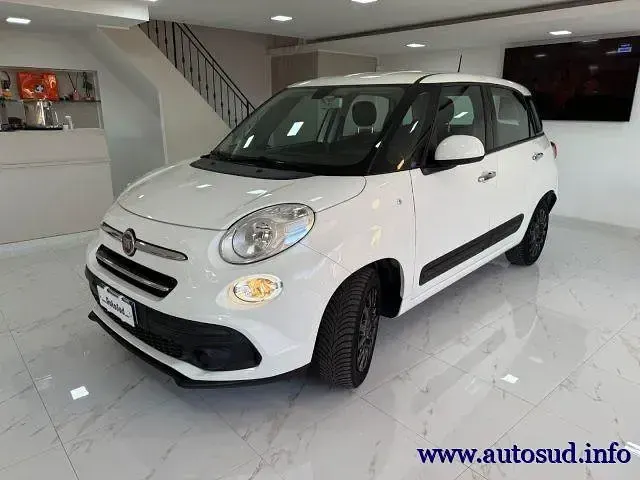 Usata Fiat 500L Mirror 95 CV (69 kW) 2021 Bianco Monovolume