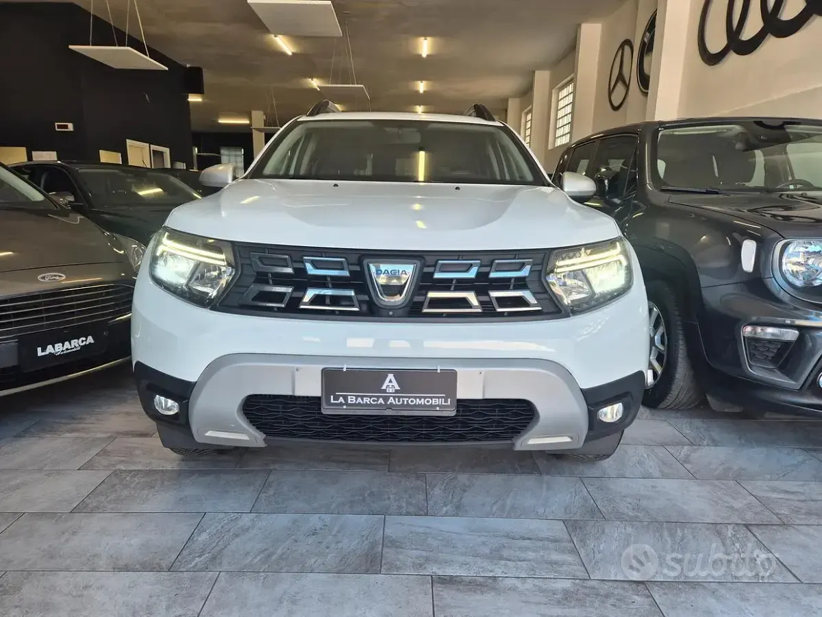 Usata Dacia Duster Prestige 101 CV (74 kW) 2022 Bianco SUV