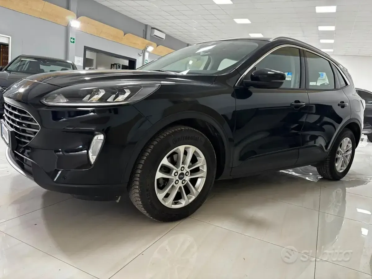 Usata Ford Kuga ST-Line X 120 CV (88 kW) 2021 Nero SUV