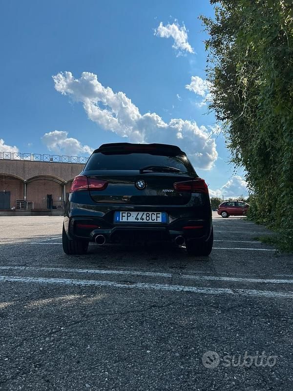 Usata BMW 120 2018 Nero Utilitaria