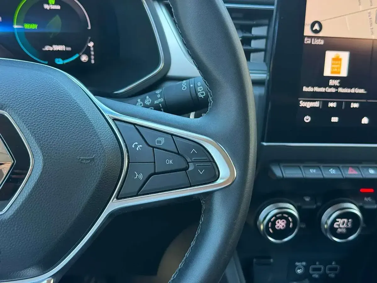 Usata Renault Captur Techno 145 CV (106 kW) 2023 Nero SUV
