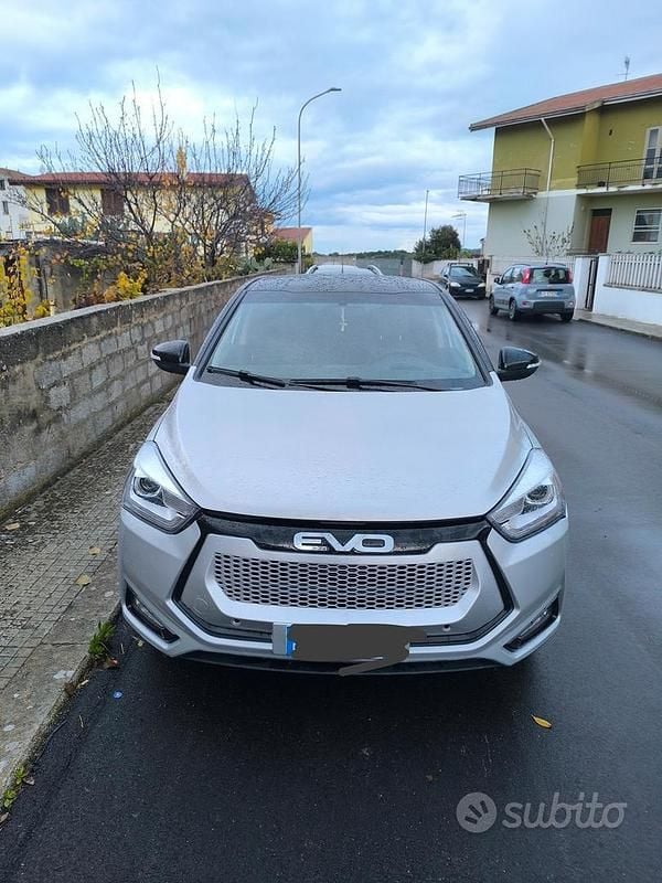 Usata EVO Evo 3 113 CV (83 kW) 2022 Grigio SUV