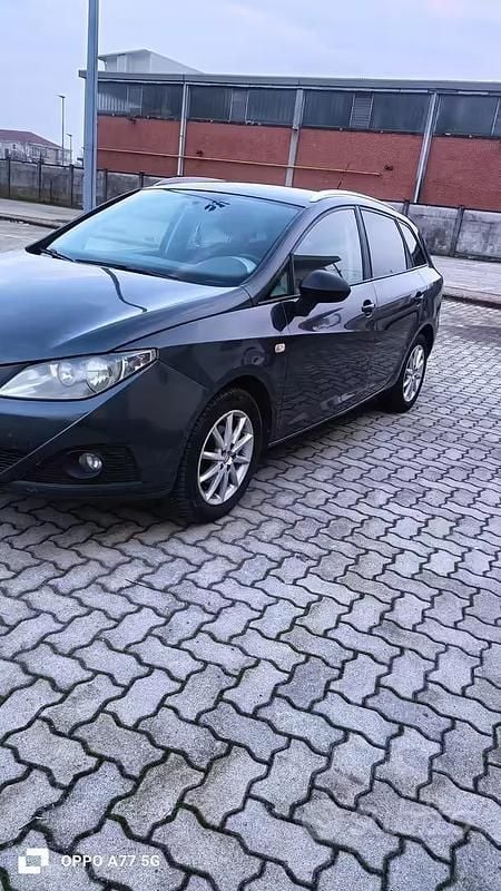 Usata Seat Ibiza 70 CV (51 kW) 2012 Marrone Berlina