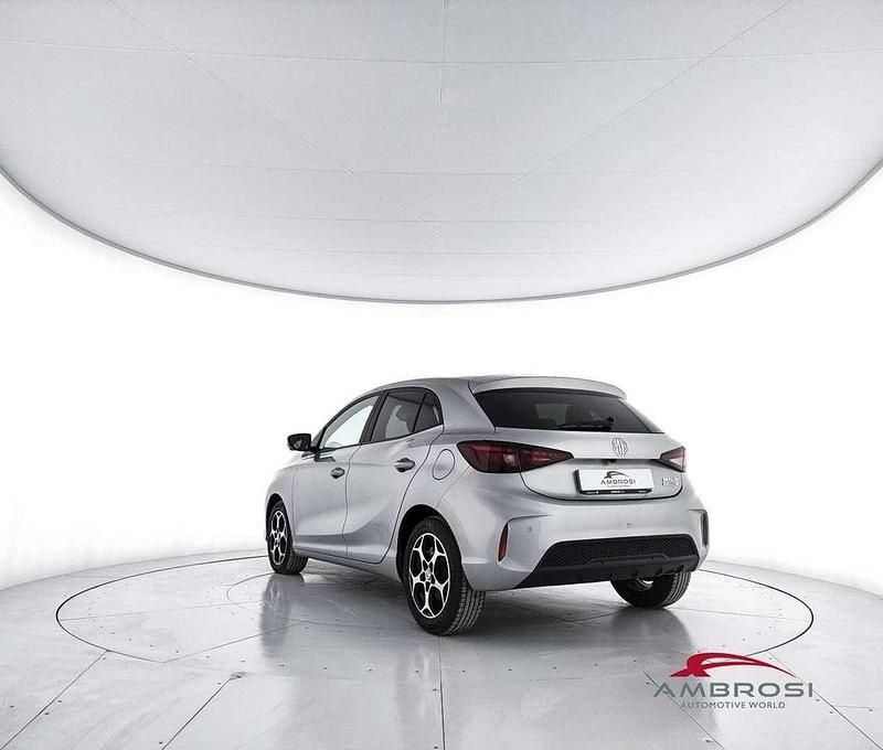 Nuova MG MG3 Luxury 194 CV (142 kW) 2025 Cosmic silver Utilitaria