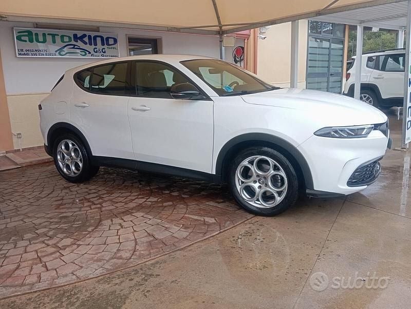 Usata Alfa Romeo Tonale Sprint 130 CV (95 kW) 2023 Bianco SUV