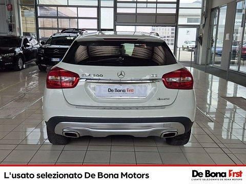 Usado Mercedes GLA200 Executive 136 CV (100 kW) 2016 Blanco SUV