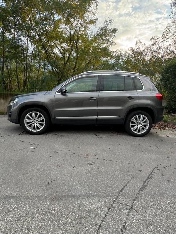Usata VW Tiguan Sport 140 CV (102 kW) 2013 Grigio SUV