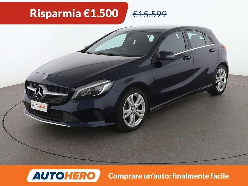 Usata Mercedes A200 136 CV (100 kW) 2017 Blu Berlina