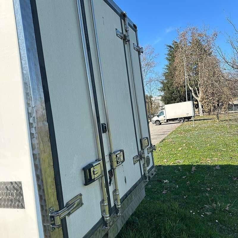 Usata Iveco Daily 160 CV (117 kW) 2010 Bianco Furgone