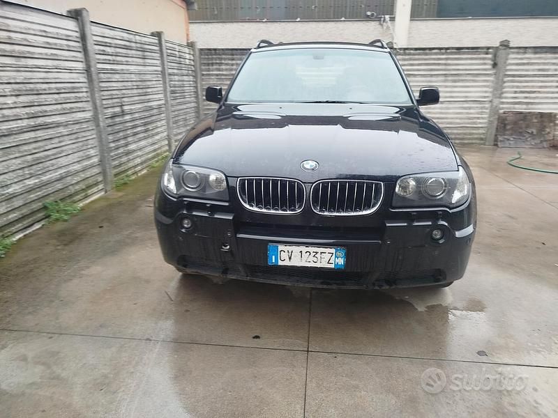 Usata BMW X3 Sport Line 218 CV (160 kW) 2005 Nero SUV