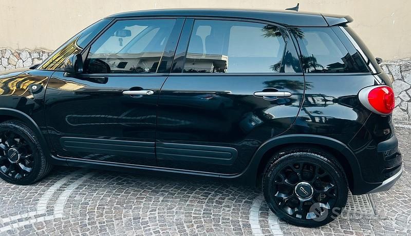 Usata Fiat 500L Cross 95 CV (69 kW) 2021 Nero Monovolume