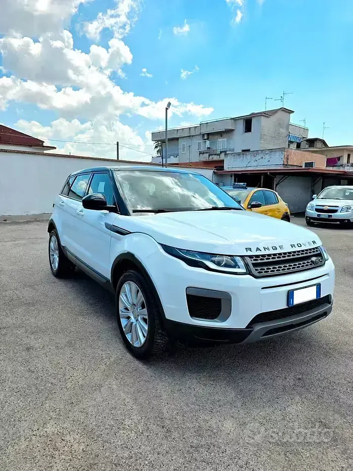 Usata Land Rover Range Rover evoque Dynamic 150 CV (110 kW) 2017 Bianco SUV