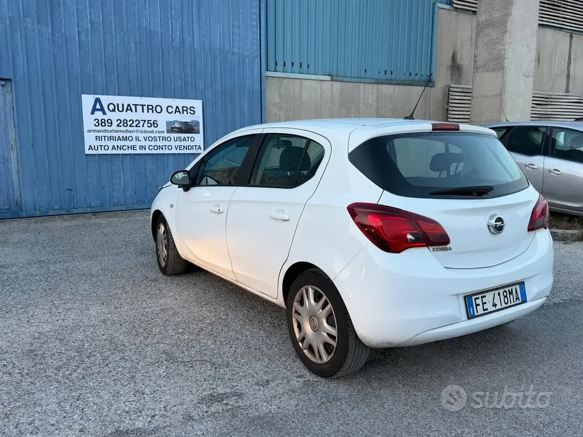 Usata Opel Corsa 90 CV (66 kW) 2016 Bianco Utilitaria
