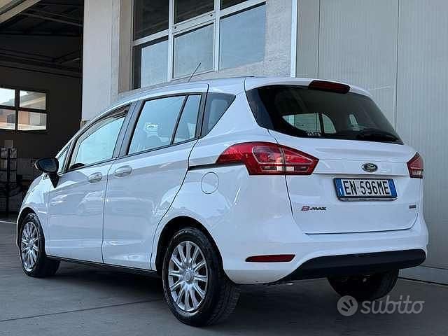 Usata Ford B-MAX 101 CV (74 kW) 2012 Bianco Monovolume