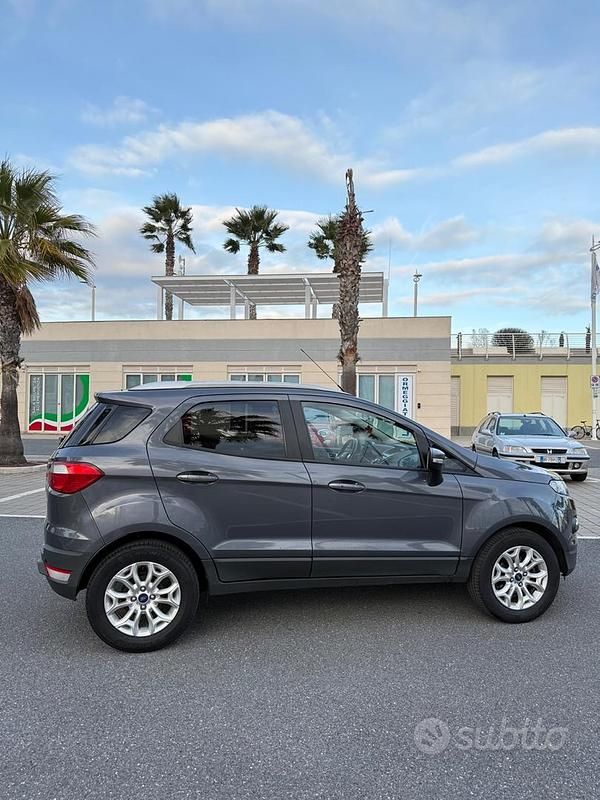 Usata Ford Ecosport Business Edition 95 CV (69 kW) 2017 Grigio SUV