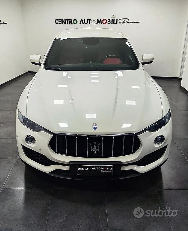 Usata Maserati Levante 275 CV (202 kW) 2017 Bianco SUV