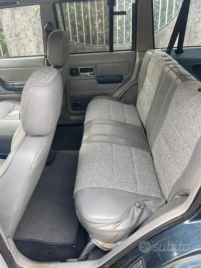 Usata Jeep Cherokee 80 CV (58 kW) 1988 Grigio SUV