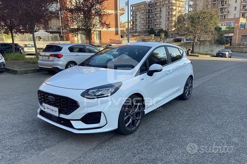 Usata Ford Fiesta ST-Line 125 CV (91 kW) 2024 Bianco Utilitaria
