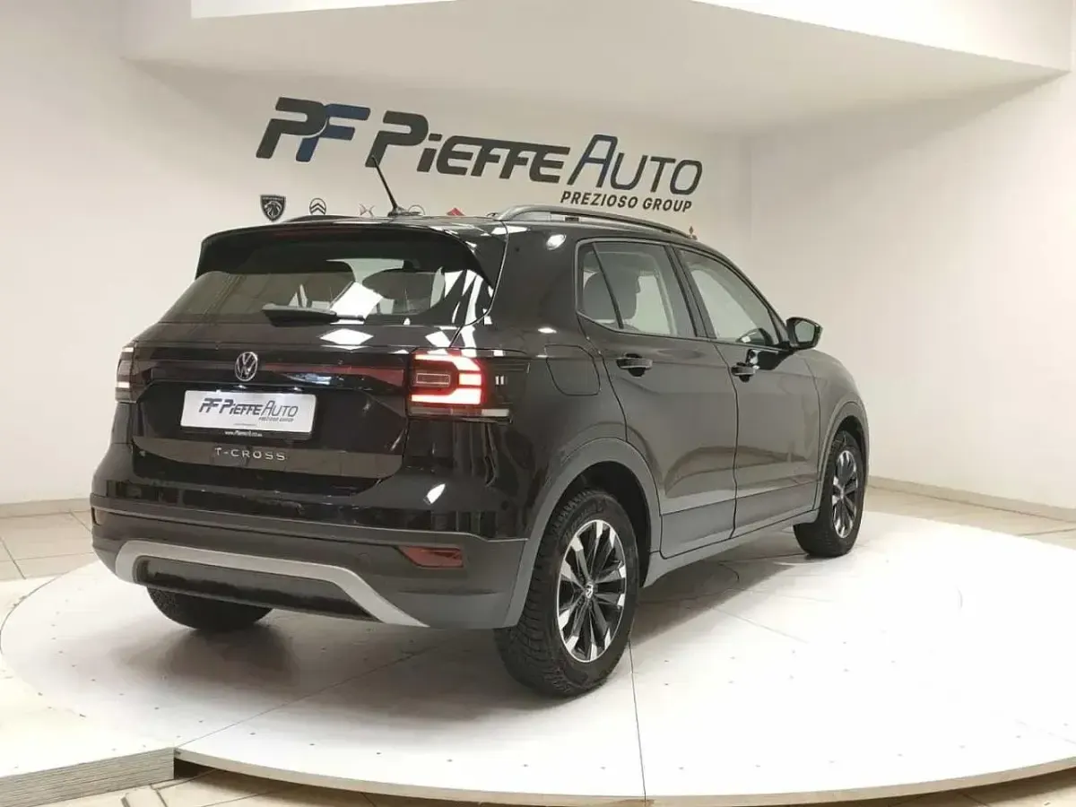 Usata VW T-Cross Style 95 CV (69 kW) 2021 Nero SUV