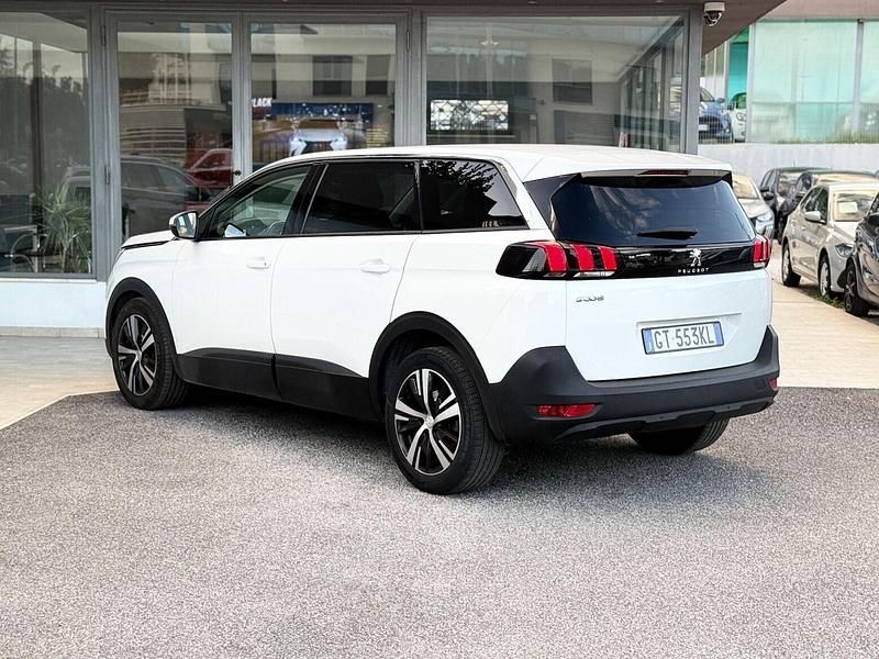 Usata Peugeot 5008 S 131 CV (96 kW) 2019 Bianco Monovolume