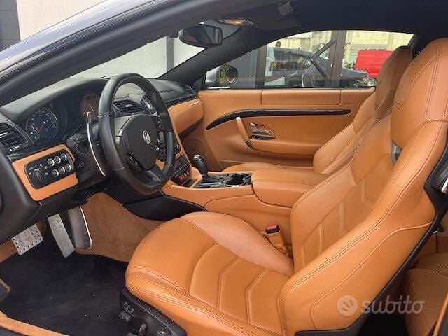 Usata Maserati Granturismo 460 CV (338 kW) 2014 Grigio Coupé