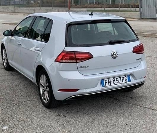Usata VW Golf VII Executive 110 CV (80 kW) 2018 Bianco Berlina