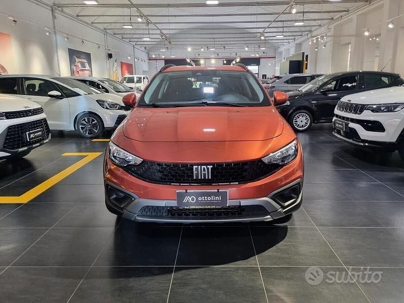 Usata Fiat Tipo Cross 95 CV (69 kW) 2022 Berlina