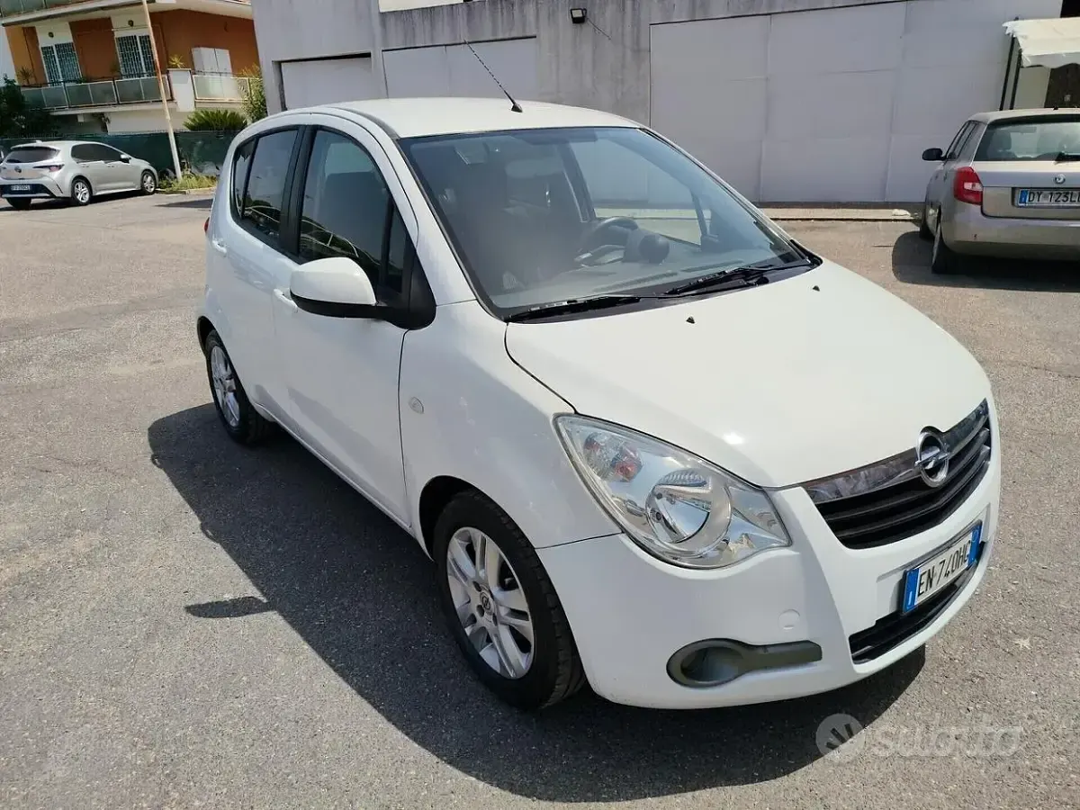 Usata Opel Agila S 94 CV (69 kW) 2012 Bianco Utilitaria