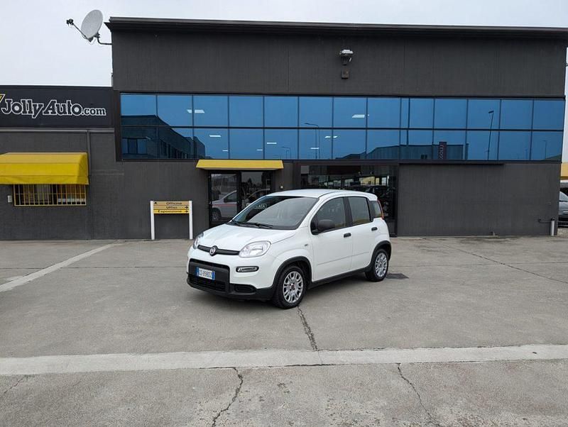 Usata Fiat Panda Comfort 69 CV (50 kW) 2023 Bianco / pastello Utilitaria