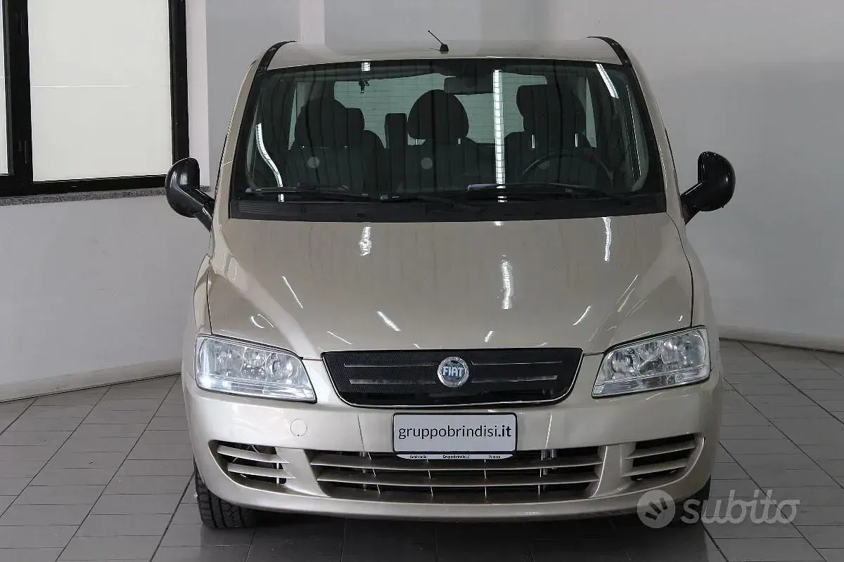 Usata Fiat Multipla Dynamic 120 CV (88 kW) 2010 Marrone Monovolume