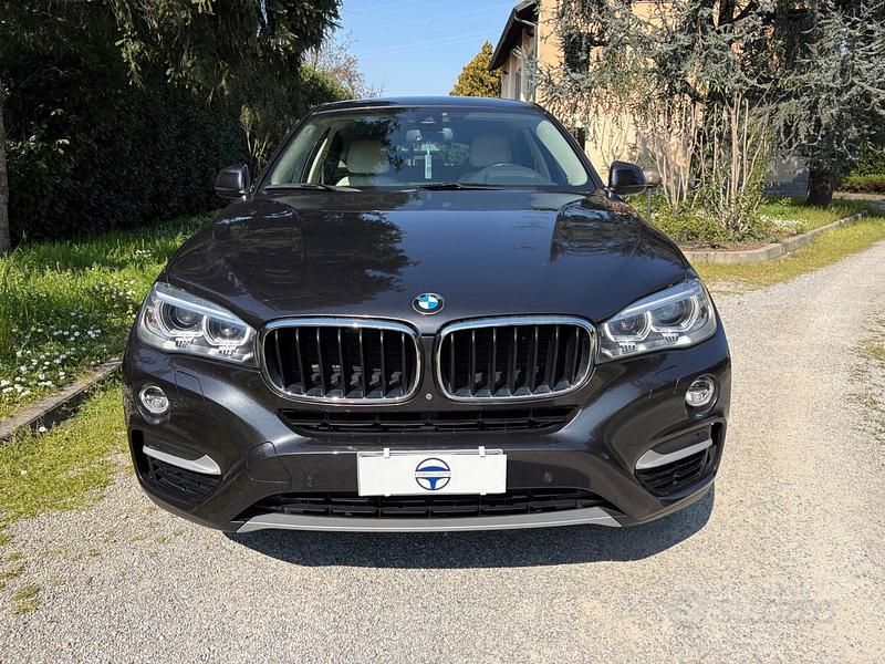 Begagnad BMW X6 M Sport 258 HK (189 kW) 2016 Grå SUV