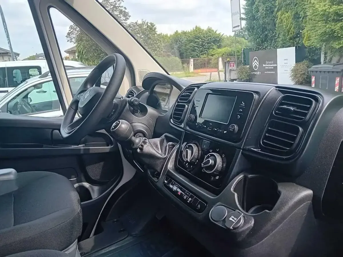 Usata Citroën Jumper 140 CV (102 kW) 2024 Bianco Monovolume
