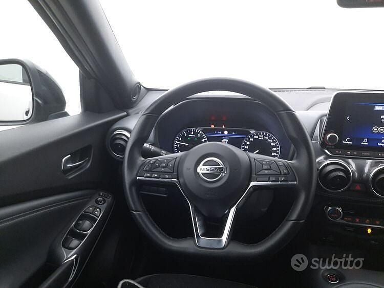 Usata Nissan Juke N-Connecta 114 CV (83 kW) 2022 Grigio SUV