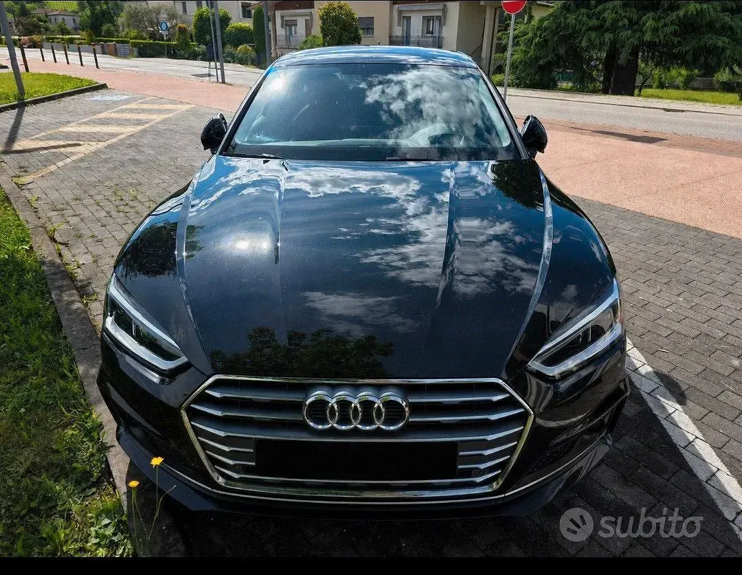 Usata Audi A5 Design 190 CV (139 kW) 2019 Nero Coupé