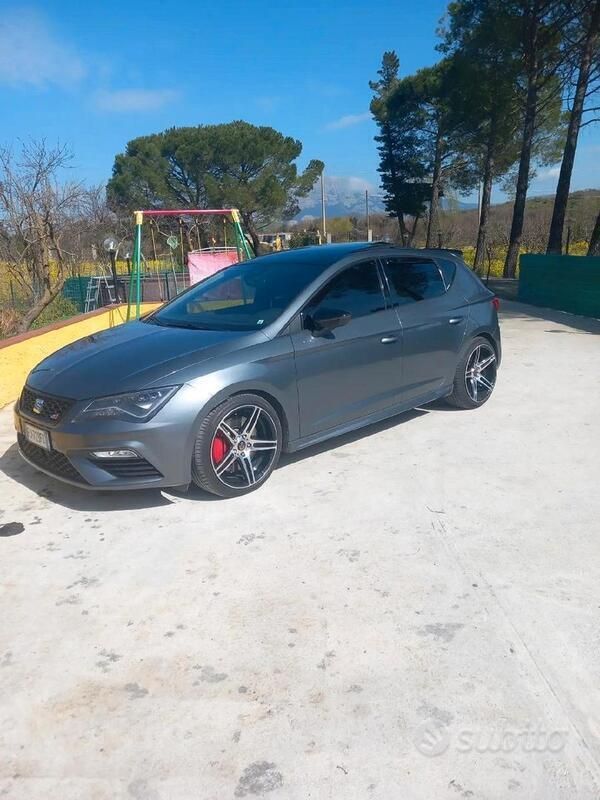 Usata Seat Leon 2016 Grigio Berlina