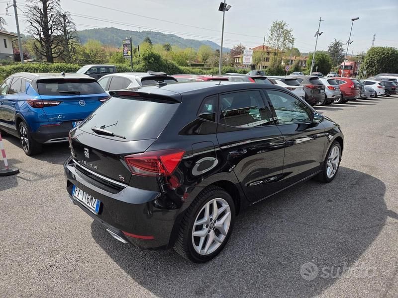 Usata Seat Ibiza FR 90 CV (66 kW) 2019 Nero Utilitaria