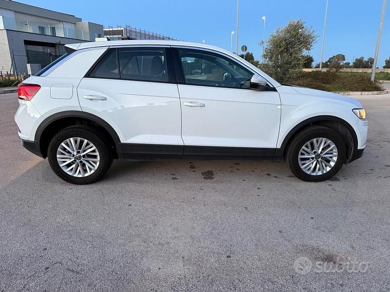 Usata VW T-Roc Advance 150 CV (110 kW) 2021 Bianco SUV