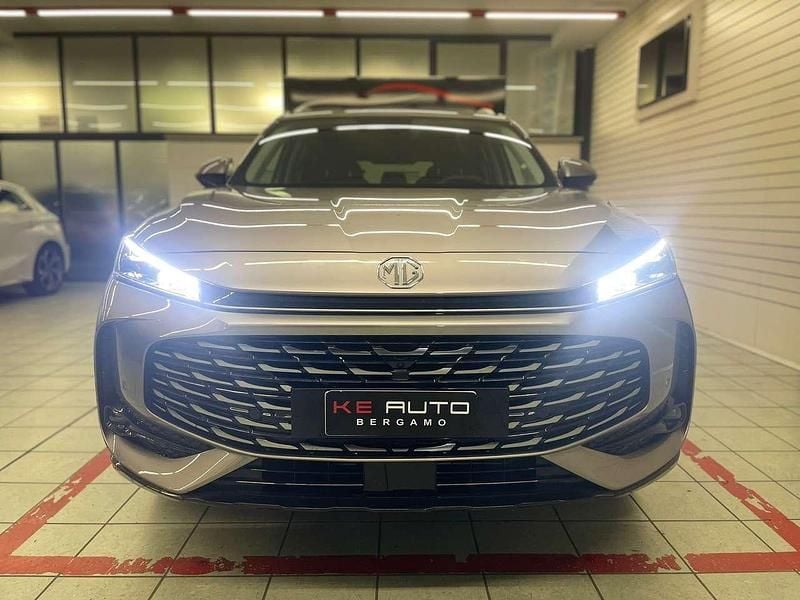 Usata MG HS Luxury 170 CV (125 kW) 2025 Grigio SUV