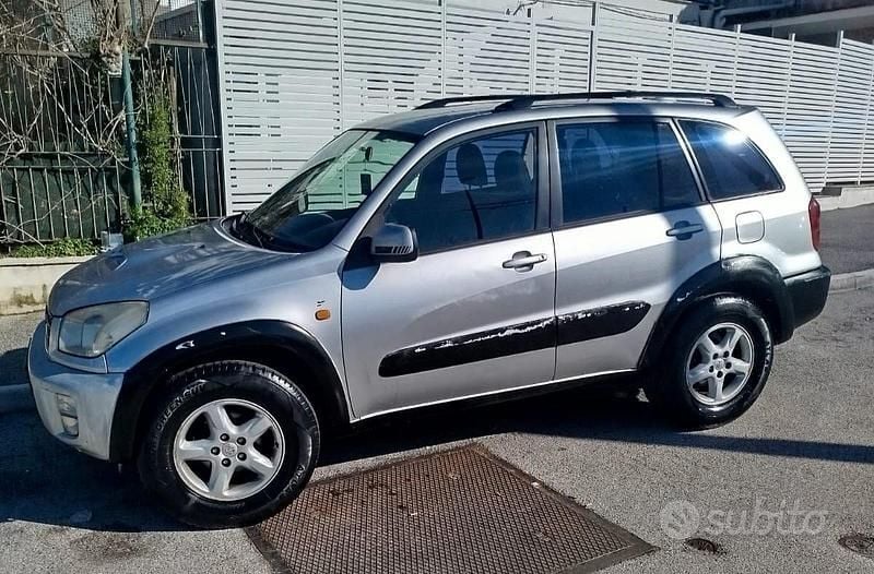 Usata Toyota RAV4 2003 SUV