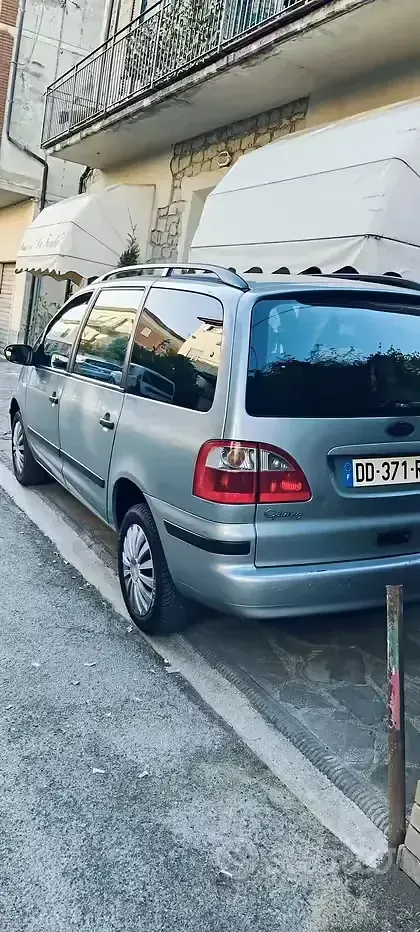 Usata Ford Galaxy 130 CV (95 kW) 2006 Grigio Monovolume