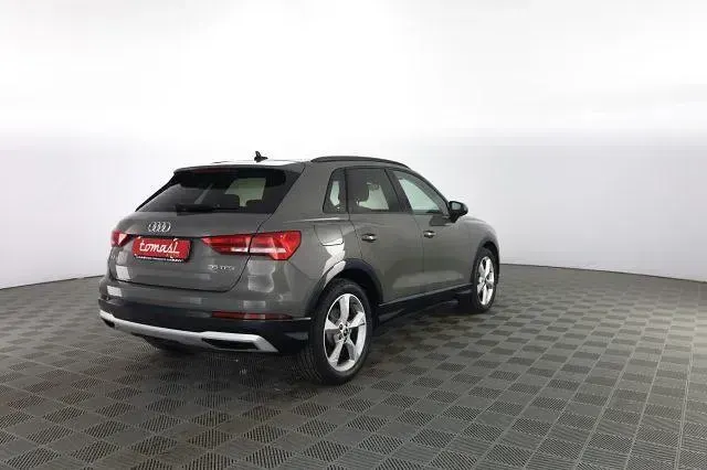 Usata Audi Q3 Advanced 150 CV (110 kW) 2021 Grigio cronos SUV