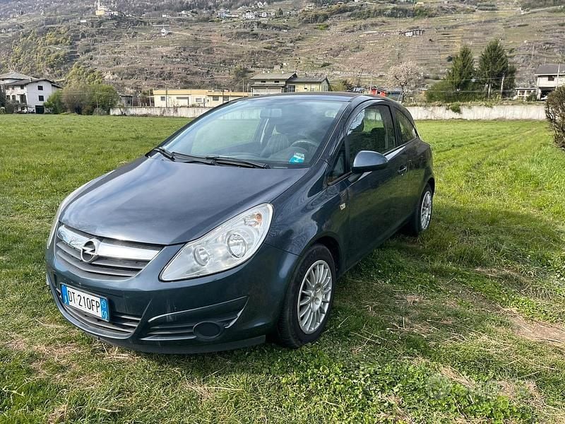 Usata Opel Corsa 80 CV (58 kW) 2008 Utilitaria